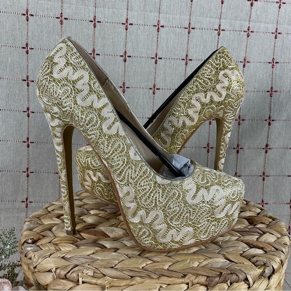 LaSonia Golden Glitter Ribbons Ultra High Platform Stilettos New Sz 7 Heels - Picture 2 of 7